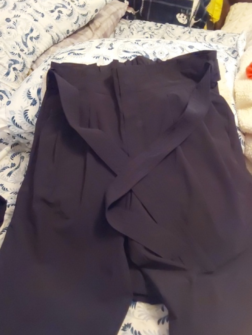 Womans Front Tie Black Athleta Pants.